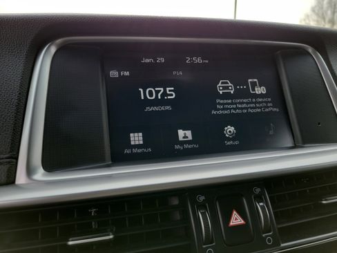 Used 2020 Kia Optima LX image 25