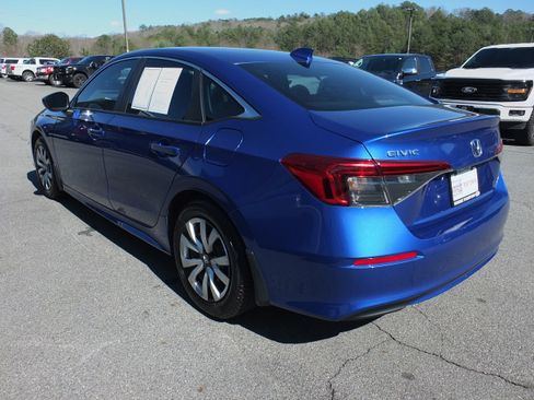 Used 2022 Honda Civic LX image 5