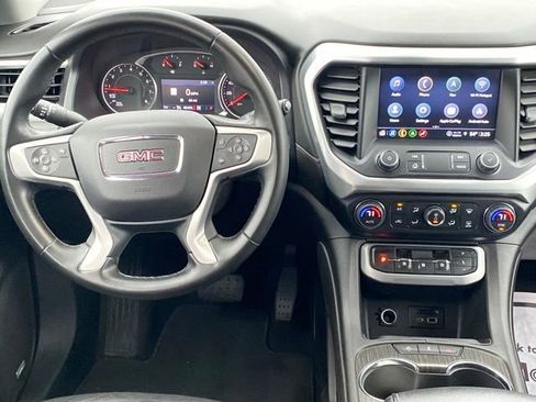 Used 2023 GMC Acadia SLT image 6