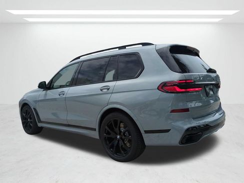 New 2027 BMW X7 xDrive40i w/ Executive Package AWD/4WD image 6