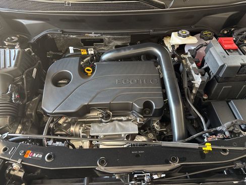 New 2026 Chevrolet Equinox LT w/ Midnight Edition image 30