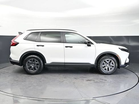 Used 2026 Honda CR-V TrailSport image 4