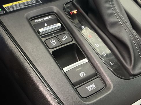 Certified 2024 Honda CR-V EX-L image 40