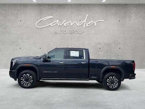 Used 2025 GMC Sierra 2500 Denali Ultimate image 15