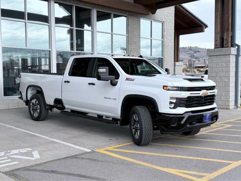 New 2026 Chevrolet Silverado 2500 Custom w/ Custom Convenience Package image 11