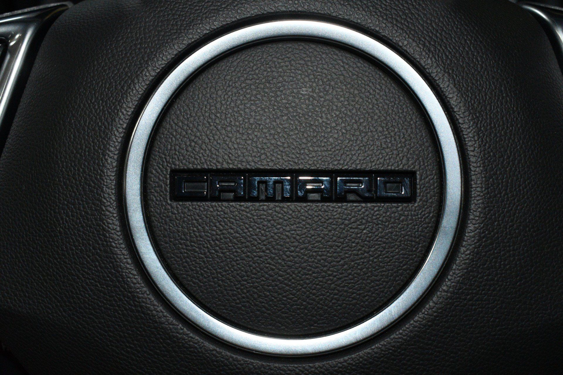 Used 2020 Chevrolet Camaro ZL1 RWD image 31