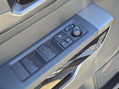 New 2026 Toyota Tundra Limited AWD/4WD image 11