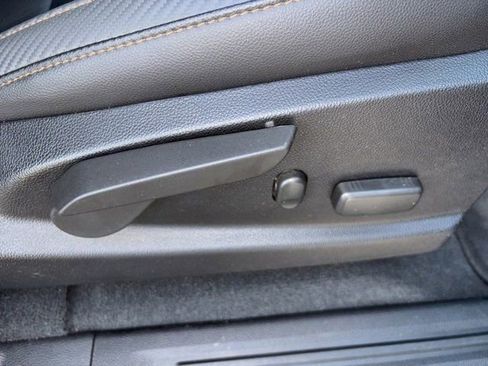 Used 2021 GMC Canyon AT4 w/ Driver Alert Package image 8