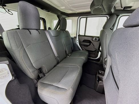 Used 2024 Jeep Wrangler Sport S image 25