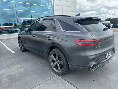 Used 2023 Genesis GV70 2.5T w/ Sport Prestige Package image 4