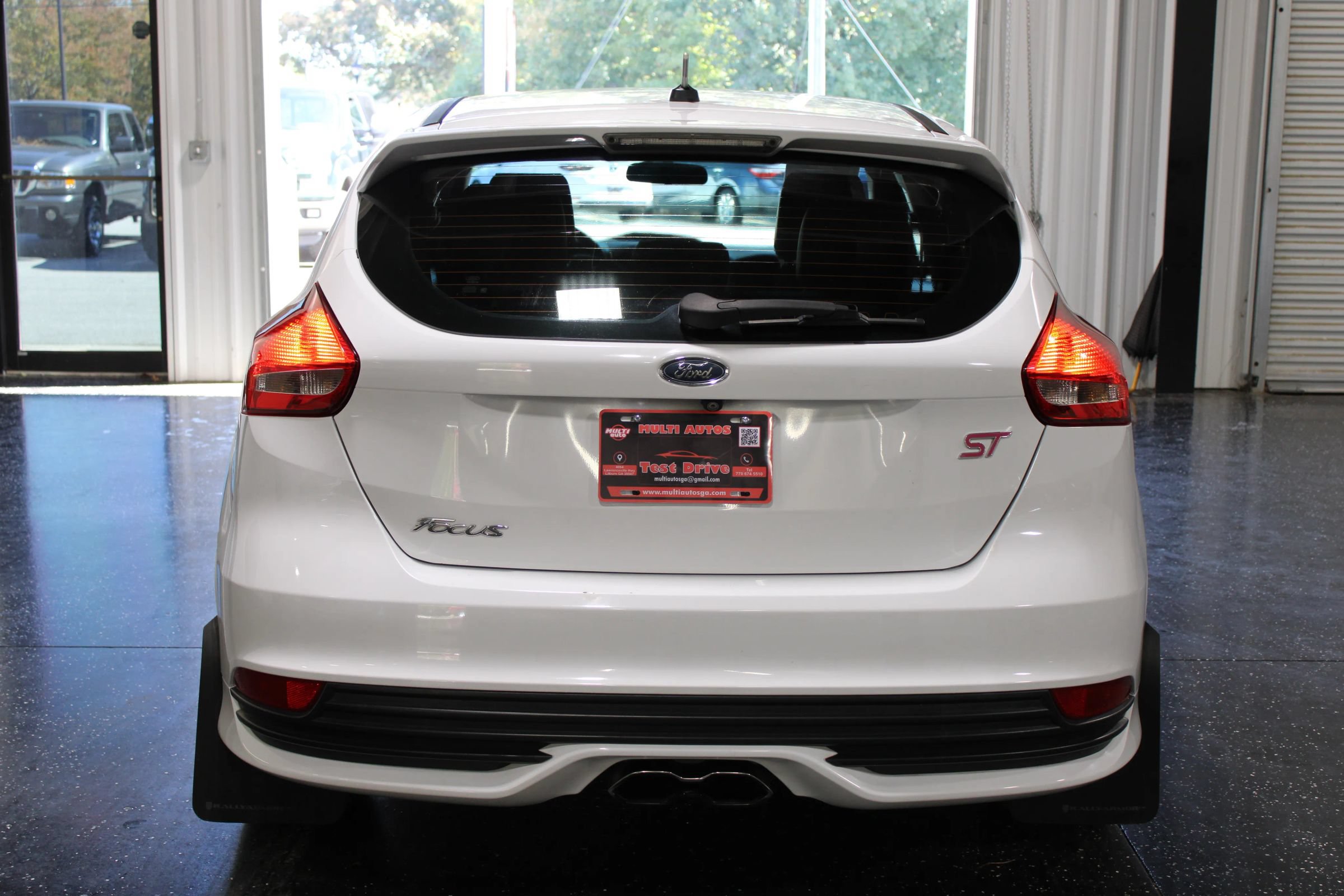 Used 2015 Ford Focus ST w/ Equipment Group 401A FWD image 4