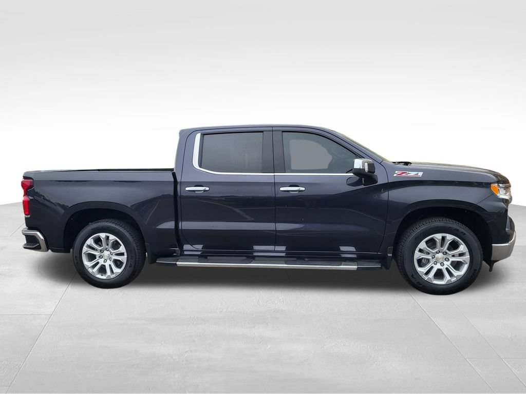 Used 2023 Chevrolet Silverado 1500 LTZ w/ LTZ Premium Package AWD/4WD image 5