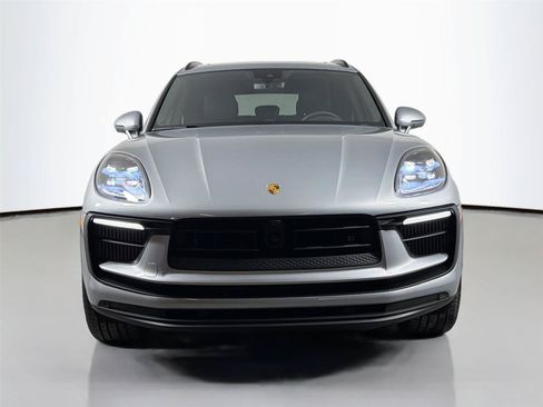 Used 2025 Porsche Macan S AWD/4WD image 10