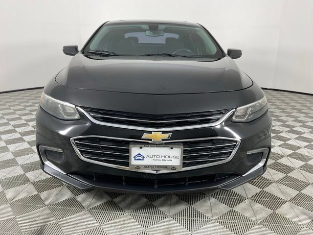 Used 2017 Chevrolet Malibu LT w/ Leather Package FWD image 14