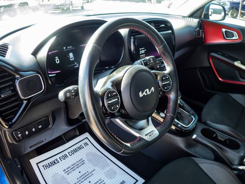 Used 2023 Kia Soul GT-Line image 14