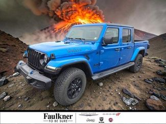Used 2021 Jeep Gladiator Sport AWD/4WD video 1