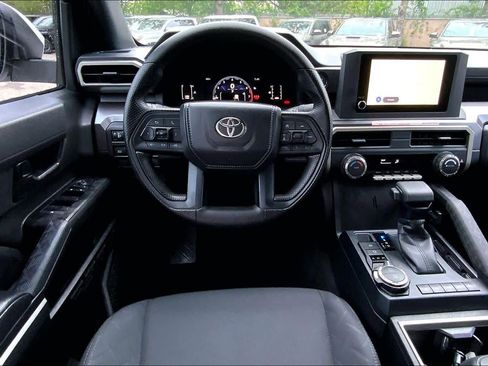 Used 2026 Toyota Tacoma SR5 image 6