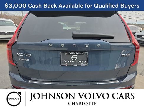 New 2026 Volvo XC90 B6 Ultra w/ Lounge Package image 6