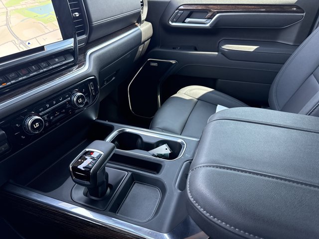 Used 2026 GMC Sierra 1500 Elevation w/ Elevation Premium Package AWD/4WD image 25