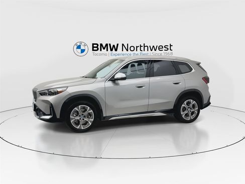 Used 2024 BMW X1 xDrive28i image 9