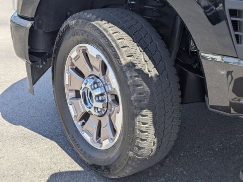 Certified 2025 Ford F250 King Ranch AWD/4WD image 43