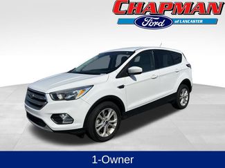 Used 2017 Ford Escape SE FWD video 1