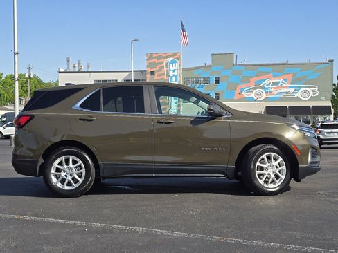 Used 2023 Chevrolet Equinox LT FWD image 22