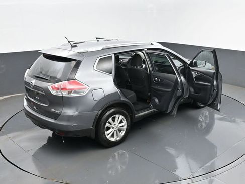 Used 2015 Nissan Rogue SV w/ SV Premium Package image 27