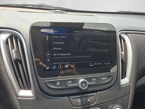 Used 2025 Chevrolet Malibu LT FWD image 13