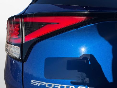 Certified 2023 Kia Sportage X-Line image 21