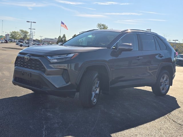 Used 2022 Toyota RAV4 XLE w/ Convenience Package AWD/4WD image 13