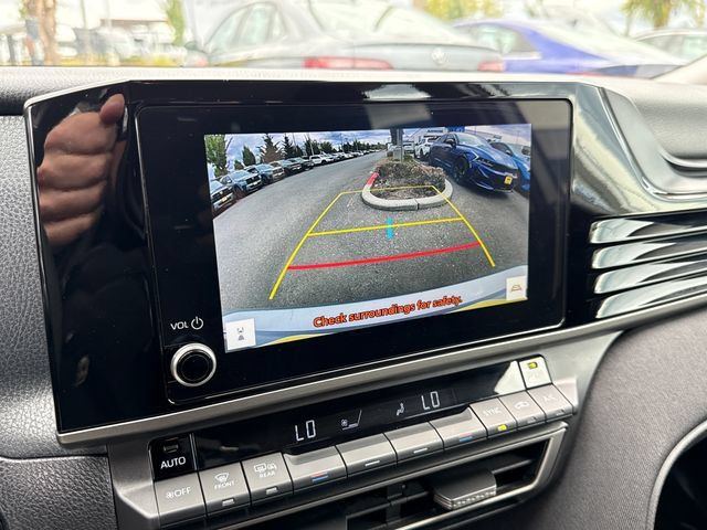 Used 2025 Toyota Camry LE FWD image 25
