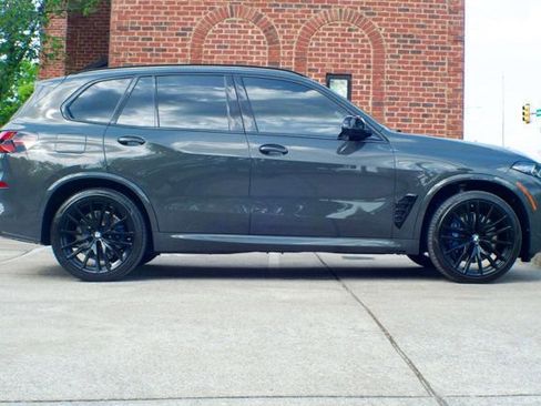 Used 2024 BMW X5 M60i image 4