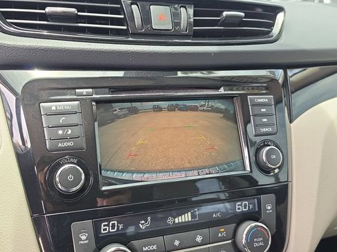 Used 2022 Nissan Rogue Sport SV AWD/4WD image 26