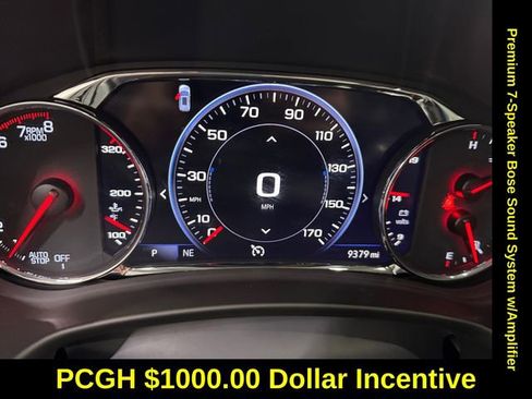 Used 2024 GMC Terrain Denali image 2