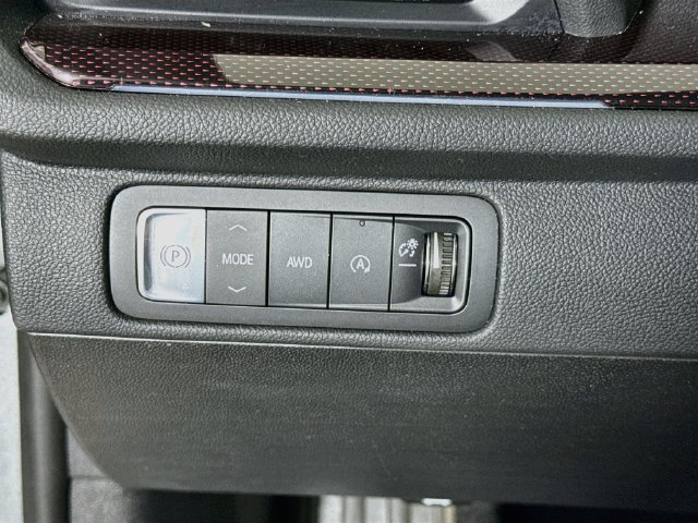 Used 2026 Chevrolet Traverse Z71 w/ Driver Confidence Package AWD/4WD image 11