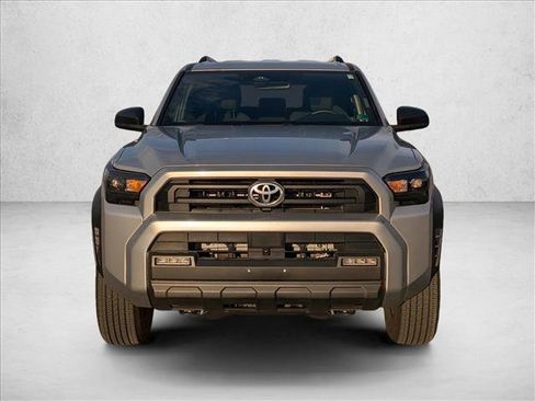 Used 2025 Toyota 4Runner SR5 image 2
