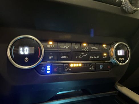 Used 2019 Ford Expedition Max Limited w/ Equipment Group 301A AWD/4WD image 38