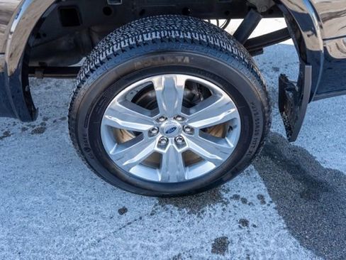 Used 2020 Ford F150 Platinum w/ Technology Package image 12