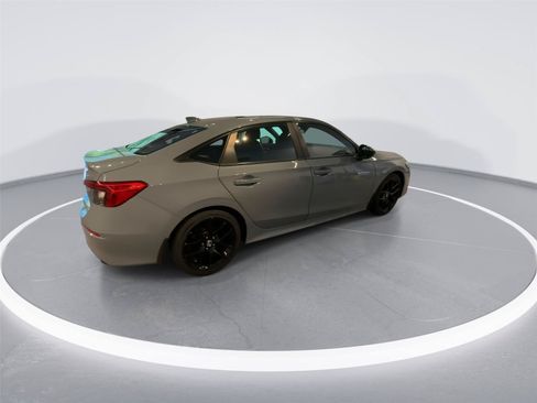 Used 2022 Honda Civic Sport image 8