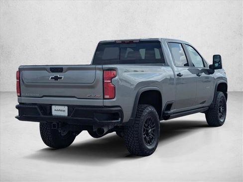 New 2026 Chevrolet Silverado 2500 ZR2 AWD/4WD image 2