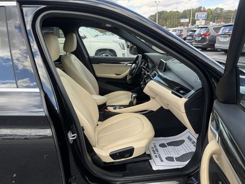 Used 2017 BMW X1 sDrive28i image 9