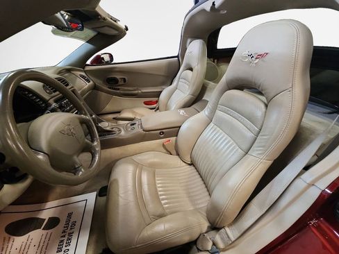 Used 2003 Chevrolet Corvette Coupe w/ Preferred Equipment Group image 12