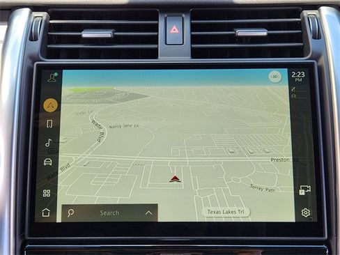 Used 2024 Land Rover Discovery Dynamic SE image 16