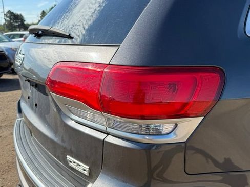 Used 2018 Jeep Grand Cherokee Limited AWD/4WD image 14