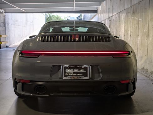 Certified 2024 Porsche 911 Targa 4S w/ Premium Package AWD/4WD image 8
