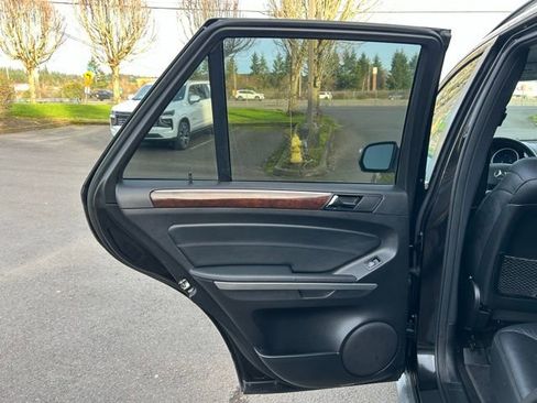 Used 2010 Mercedes-Benz ML 350 BlueTEC 4MATIC image 12