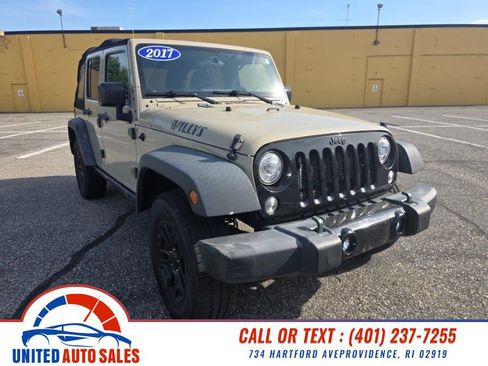 Used 2017 Jeep Wrangler Unlimited Sport AWD/4WD image 7
