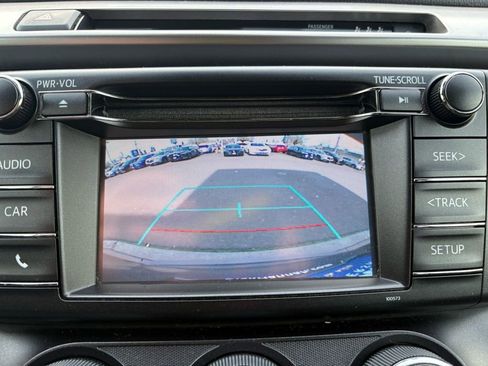 Used 2018 Toyota RAV4 LE w/ All Weather Liner Package image 23