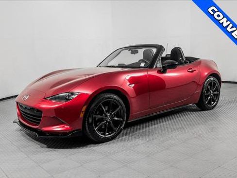 Used 2016 MAZDA MX-5 Miata Club image 2